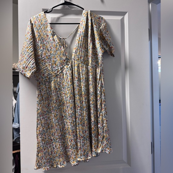 Lulus Express Yourself White Floral Print Satin Babydoll Dress - Picture 4 of 9